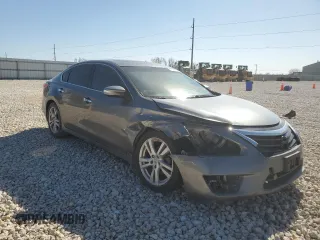 2015 Nissan Altima SL with VIN 1N4BL3AP2FC450338, listed as a Copart auction lot 45697765 with 182,091 mi miles and Salvage title. Bid and sale history available at DreamBid. Image 4.