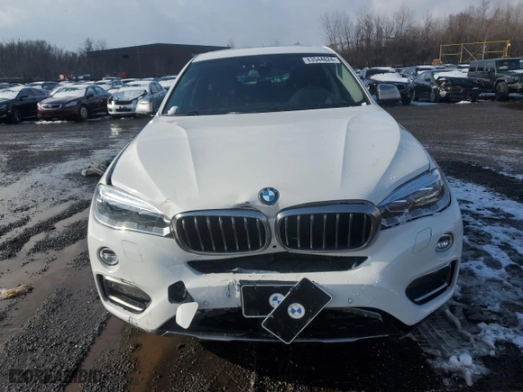 2015 BMW X6 xDrive50i with VIN 5UXKU6C5XF0F93772, listed as a Copart auction lot 83544624 with 59,680 mi miles and Salvage Title. Bid and sale history available at carsss.com. Image 5.