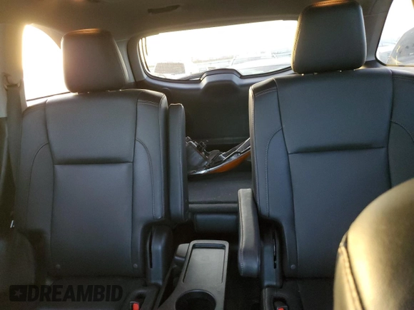 2016 Toyota Highlander Hybrid Limited with VIN 5TDDCRFH2GS019702, listed as a Copart auction lot 68250862 with 50,856 mi miles. Bid and sale history available at carsss.com. Image 10.