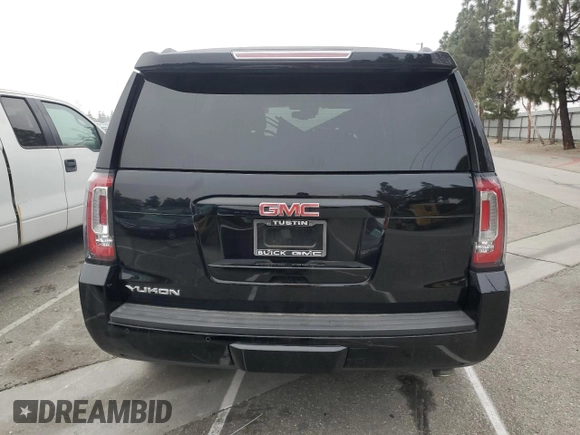2018 GMC Yukon SLT with VIN 1GKS1BKC8JR209609, listed as a Copart auction lot 43723185 with 178,527 mi miles and Salvage Title. Bid and sale history available at carsss.com. Image 6.