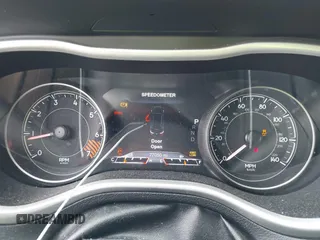 2014 Jeep Cherokee Trailhawk с VIN 1C4PJMBB2EW309183, выставлен на аукционе IAAI как лот 42197601 с пробегом 77 050 миль миль и . История ставок и продаж доступна на DreamBid. Изображение 7.