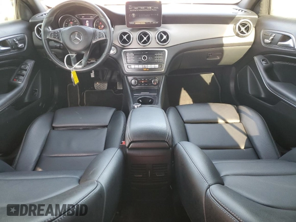 2019 Mercedes-Benz GLA 250 z VIN WDCTG4EB5KJ574983, wystawiony jako Copart lot #52256845 z przebiegiem 64 381 mil mil oraz Szkoda całkowita • Salvage title. Historia ofert i sprzedaży dostępna na DreamBid. Obrazek 8.
