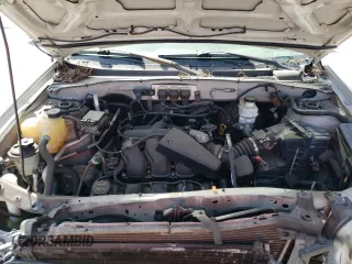 2005 Ford Escape XLT with VIN 1FMYU93105KC50944, listed as a Copart auction lot 50500965 with 133,532 mi miles and Salvage Title. Bid and sale history available at DreamBid. Image 12.