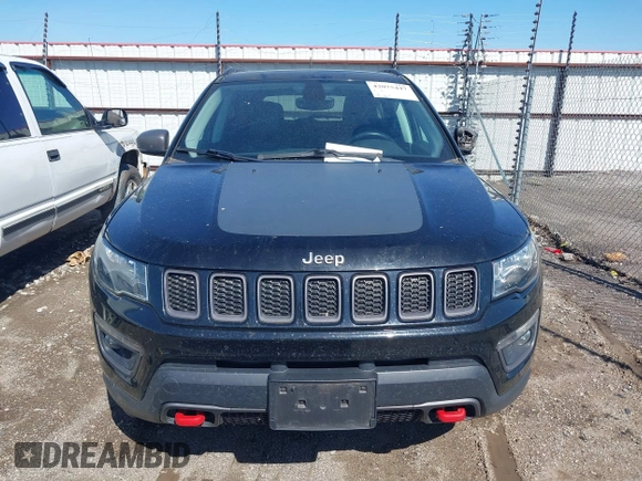 2018 Jeep Compass Trailhawk z VIN 3C4NJDDBXJT238593, wystawiony jako IAAI lot #42075447 z przebiegiem 122 064 mil mil oraz . Historia ofert i sprzedaży dostępna na DreamBid. Obrazek 13.