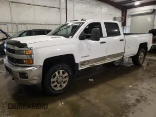 2015 Chevrolet Silverado 3500HD LT with VIN 1GC4KZC89FF154603, listed as a Copart auction lot 88771005 with 235,152 mi miles and Salvage Title. Bid and sale history available at carsss.com. Image 1.