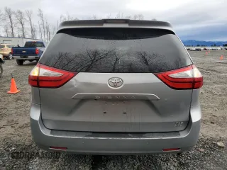 2018 Toyota Sienna XLE z VIN 5TDDZ3DC8JS199035, wystawiony jako Copart lot #48524005 z przebiegiem 98 580 mil mil oraz Szkoda całkowita • Salvage title. Historia ofert i sprzedaży dostępna na DreamBid. Obrazek 6.