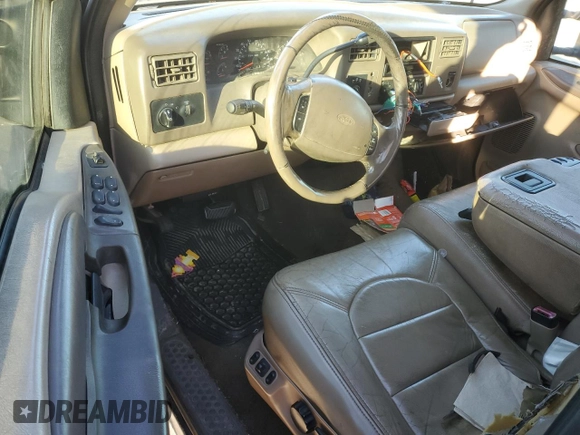 1999 Ford Super Duty F-250 XL with VIN 1FTNW21S4XEE54748, listed as a Copart auction lot 41395325 with 298,200 mi miles and Salvage Title. Bid and sale history available at carsss.com. Image 8.