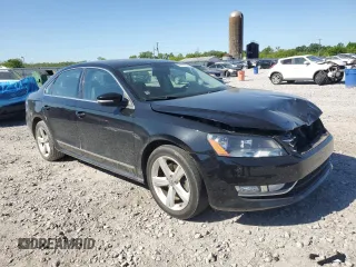 2013 Volkswagen Passat SEL Premium z VIN 1VWCN7A38DC030199, wystawiony jako Copart lot #53314795 z przebiegiem 125 617 mil mil oraz Szkoda całkowita • Salvage title. Historia ofert i sprzedaży dostępna na DreamBid. Obrazek 4.