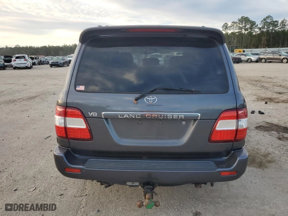 2006 Toyota Land Cruiser with VIN JTEHT05J962083786, listed as a Copart auction lot 84696924 with 210,483 mi miles and Salvage Title. Bid and sale history available at carsss.com. Image 6.