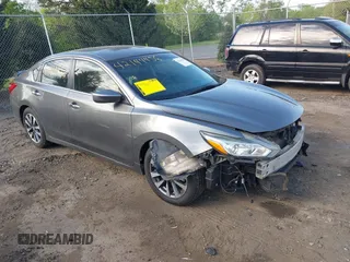 2017 Nissan Altima SV z VIN 1N4AL3AP1HC188035, wystawiony jako IAAI lot #42144456 z przebiegiem 185 171 mil mil oraz . Historia ofert i sprzedaży dostępna na DreamBid. Obrazek 1.