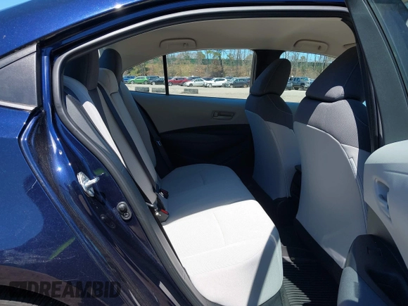 2022 Toyota Corolla LE with VIN 5YFEPMAE8NP320053, listed as a IAAI auction lot 42020183 with 6,673 mi miles and . Bid and sale history available at carsss.com. Image 8.