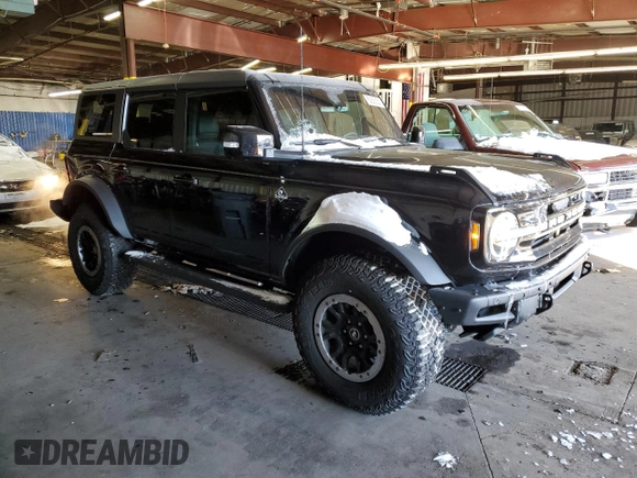 2024 Ford Bronco Outer Banks with VIN 1FMEE8BP2RLA52513, listed as a Copart auction lot 89220535 with 7,811 mi miles and Salvage title. Bid and sale history available at DreamBid. Image 4.