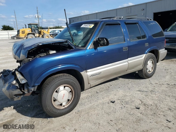 2001 GMC Jimmy SL with VIN 1GKCS13WX12112182, listed as a Copart auction lot 73460264 with NaN miles and Non Repairable. Bid and sale history available at carsss.com. Image 1.