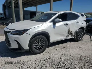 2022 Lexus NX with VIN 2T2GGCEZ7NC013064, listed as a Copart auction lot 47458895 with 8,579 mi miles and Salvage Title. Bid and sale history available at carsss.com. Image 1.