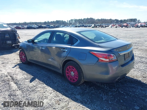 2014 Nissan Altima S with VIN 1N4AL3AP4EN355441, listed as a IAAI auction lot 41628050 with 162,309 mi miles and . Bid and sale history available at carsss.com. Image 3.