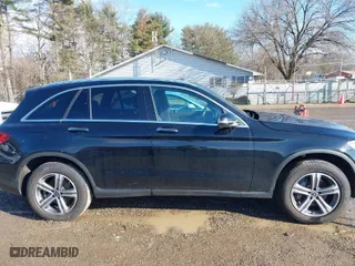 2022 Mercedes-Benz GLC with VIN W1N0G8EB2NV343237, listed as a IAAI auction lot 41639586 with 33,580 mi miles. Bid and sale history available at carsss.com. Image 14.
