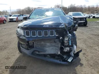 2019 Jeep Compass Latitude with VIN 3C4NJDBB5KT767907, listed as a Copart auction lot 53292015 with 116,072 mi miles and Clean Title. Bid and sale history available at carsss.com. Image 6.