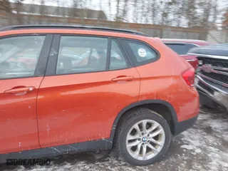 2015 BMW X1 xDrive28i with VIN WBAVL1C51FVY33650, listed as a IAAI auction lot 41400985 with 132,484 mi miles. Bid and sale history available at carsss.com. Image 19.