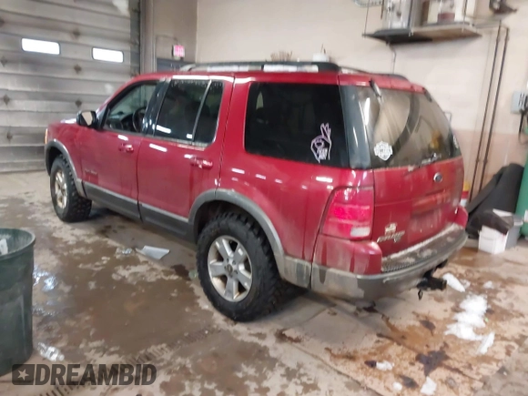 2004 Ford Explorer XLT z VIN 1FMDU73W64UB65897, wystawiony jako IAAI lot #41477174 z przebiegiem 221 442 mil mil oraz . Historia ofert i sprzedaży dostępna na DreamBid. Obrazek 3.