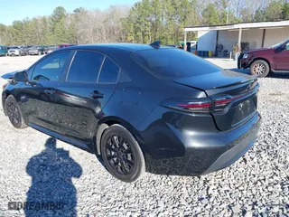 2022 Toyota Corolla LE with VIN JTDEPMAE1NJ223751, listed as a IAAI auction lot 41595977 with 66,313 mi miles. Bid and sale history available at carsss.com. Image 3.