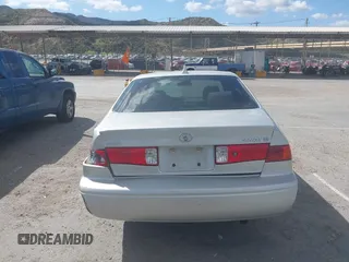 2000 Toyota Camry CE with VIN 4T1BG22K9YU701196, listed as a IAAI auction lot 41912529 with 208,026 mi miles. Bid and sale history available at carsss.com. Image 16.