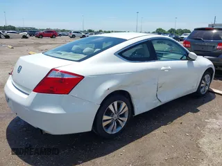 2009 Honda Accord EX z VIN 1HGCS12759A012838, wystawiony jako IAAI lot #42353168 z przebiegiem 186 371 mil mil oraz . Historia ofert i sprzedaży dostępna na DreamBid. Obrazek 4.