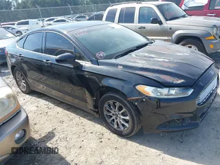 2016 Ford Fusion S z VIN 3FA6P0G73GR199487, wystawiony jako IAAI lot #42284832 z przebiegiem 134 281 mil mil oraz . Historia ofert i sprzedaży dostępna na DreamBid. Obrazek 1.