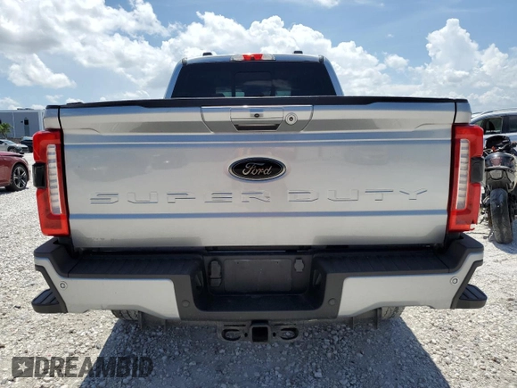 2023 Ford F-250 XL с VIN 1FT8W2BT7PEE14071, выставлен на аукционе Copart как лот 59702995 с пробегом 50 527 миль миль и На запчасти • Non repairable. История ставок и продаж доступна на DreamBid. Изображение 6.