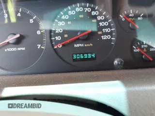 2000 Jeep Grand Cherokee Laredo with VIN 1J4G258S4YC381030, listed as a IAAI auction lot 42541918 with 306,934 mi miles and . Bid and sale history available at DreamBid. Image 7.