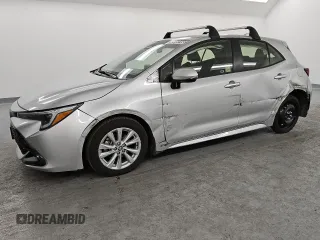 2025 Toyota Corolla Hatchback SE with VIN JTND4MBE6S3236820, listed as a Copart auction lot 43950155 with 13,666 mi miles and Clean Title. Bid and sale history available at carsss.com. Image 1.
