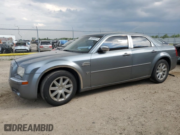 2007 Chrysler 300 C with VIN 2C3KA63H17H872014, listed as a Copart auction lot 58895934 with 99,202 mi miles and Salvage Title. Bid and sale history available at carsss.com. Image 1.