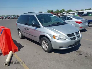 2003 Dodge Caravan SE with VIN 1D4GP25R73B258136, listed as a IAAI auction lot 42688236 with 118,127 mi miles and . Bid and sale history available at DreamBid. Image 1.