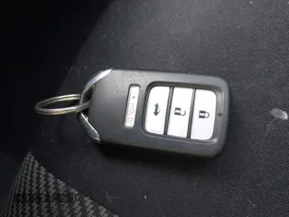 2017 Honda Civic Sedan Si with VIN 2HGFC1E50HH701190, listed as a IAAI auction lot 41623930 with 145,023 mi miles. Bid and sale history available at carsss.com. Image 11.