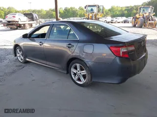 2014 Toyota Camry L with VIN 4T1BF1FK6EU383895, listed as a IAAI auction lot 42069959 with 238,904 mi miles. Bid and sale history available at carsss.com. Image 3.