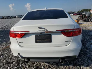 2016 Jaguar XF 35t Premium with VIN SAJBD4BV2GCY14433, listed as a Copart auction lot 72264074 with 69,870 mi miles and Non Repairable. Bid and sale history available at carsss.com. Image 6.