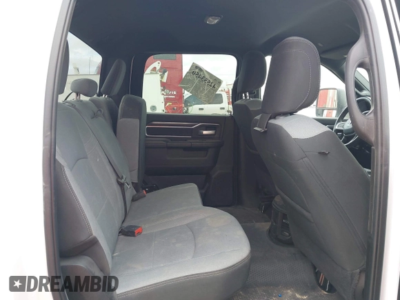 2024 Ram 2500 Big Horn with VIN 3C6UR5DL7RG311210, listed as a IAAI auction lot 42553450 with 43,726 mi miles and . Bid and sale history available at DreamBid. Image 8.