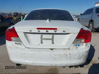 2012 Volvo C70 T5 with VIN YV1672MC4CJ125517, listed as a IAAI auction lot 41732009 with 122,956 mi miles. Bid and sale history available at carsss.com. Image 16.