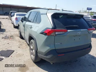 2019 Toyota RAV4 XLE with VIN JTMW1RFVXKD035994, listed as a IAAI auction lot 41868578 with 89,404 mi miles. Bid and sale history available at carsss.com. Image 3.
