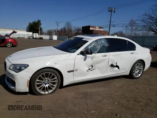 2015 BMW 7 Series 750Li xDrive with VIN WBAYF8C52FG245595, listed as a Copart auction lot 46664364 with 142,984 mi miles. Bid and sale history available at carsss.com. Image 1.