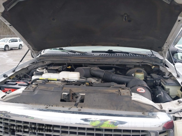 2000 Ford Excursion Limited with VIN 1FMNU43S0YEC77191, listed as a IAAI auction lot 41593538 with 207,847 mi miles and . Bid and sale history available at DreamBid. Image 10.
