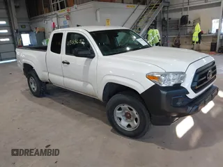 2021 Toyota Tacoma SR с VIN 3TYRX5GN3MT025810, выставлен на аукционе IAAI как лот 41355652 с пробегом 83 924 миль миль и . История ставок и продаж доступна на DreamBid. Изображение 1.