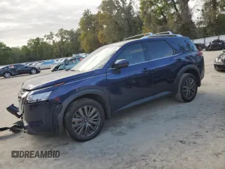 2024 Nissan Pathfinder SL z VIN 5N1DR3CB7RC243155, wystawiony jako Copart lot #49779345 z przebiegiem 31 002 mil mil oraz Szkoda całkowita • Salvage title. Historia ofert i sprzedaży dostępna na DreamBid. Obrazek 1.