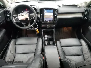 2023 Volvo XC40 Plus Bright Theme with VIN YV4L12UN4P2078384, listed as a Copart auction lot 84097054 with 13,602 mi miles and Salvage Title. Bid and sale history available at DreamBid. Image 8.