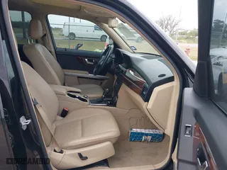2011 Mercedes-Benz GLK-Class GLK 350 with VIN WDCGG5GB0BF575949, listed as a IAAI auction lot 41852705 with 139,441 mi miles. Bid and sale history available at carsss.com. Image 5.
