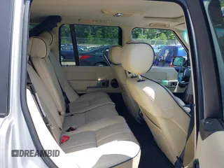 2004 Land Rover Range Rover HSE with VIN SALME11424A167737, listed as a IAAI auction lot 42720331 with 145,422 mi miles and . Bid and sale history available at DreamBid. Image 8.