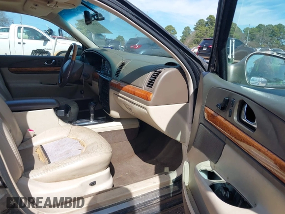 1999 Lincoln Continental с VIN 1LNHM97V8XY686521, выставлен на аукционе IAAI как лот 41681027 с пробегом 144 407 миль миль и . История ставок и продаж доступна на DreamBid. Изображение 5.