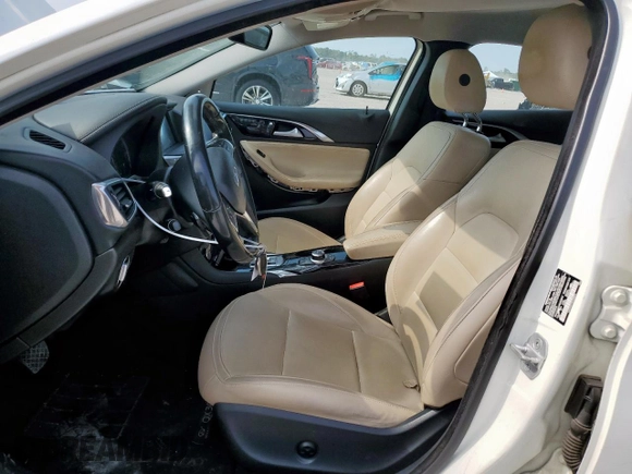 2017 Infiniti QX30 Sport with VIN SJKCH5CP5HA030819, listed as a Copart auction lot 57794385 with 120,922 mi miles and Salvage title. Bid and sale history available at DreamBid. Image 7.