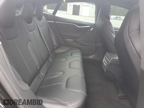 2017 Tesla Model S 100D с VIN 5YJSA1E21HF188840, выставлен на аукционе Copart как лот 62683685 с пробегом 90 101 миль миль и Списание • Salvage title. История ставок и продаж доступна на DreamBid. Изображение 11.