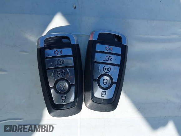 2024 Ford Expedition Max XLT z VIN 1FMJK1J88REA19268, wystawiony jako IAAI lot #42531915 z przebiegiem 34 917 mil mil oraz . Historia ofert i sprzedaży dostępna na DreamBid. Obrazek 11.