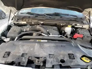 2017 Ram 1500 Limited z VIN 1C6RR7WT7HS688111, wystawiony jako Copart lot #86499744 z przebiegiem 118 619 mil mil oraz Szkoda całkowita • Salvage title. Historia ofert i sprzedaży dostępna na DreamBid. Obrazek 13.